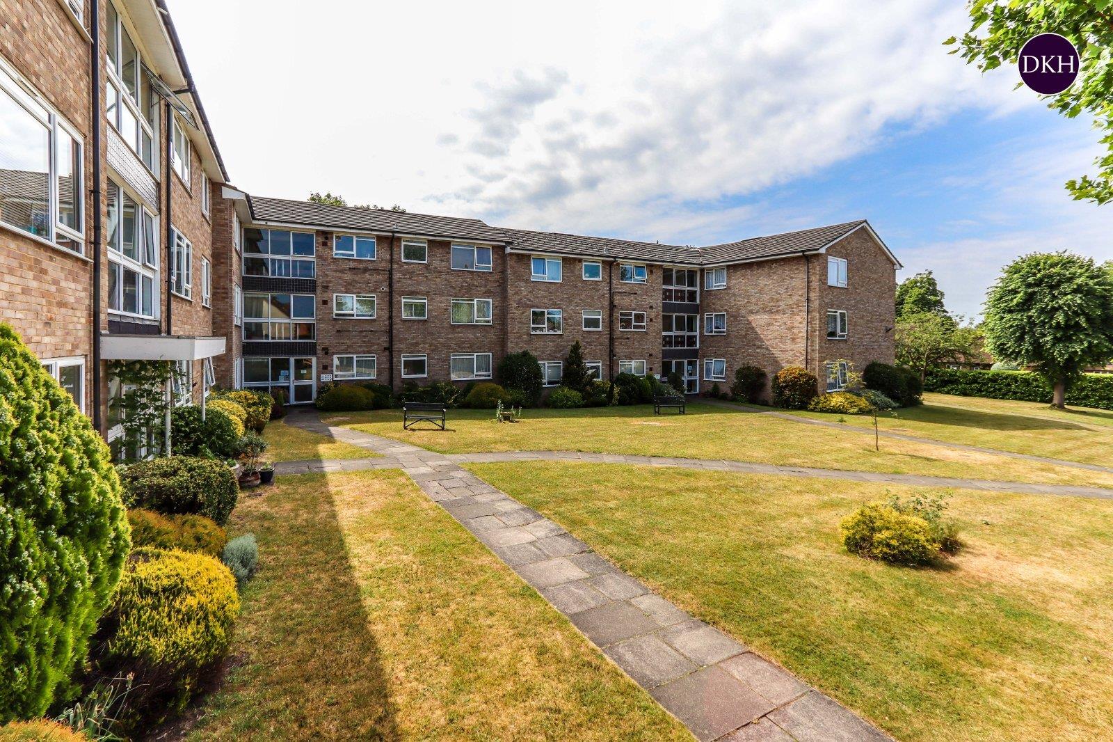 Property Image 77f15eb1-9c08-47f4-8e95-4d02928bf069