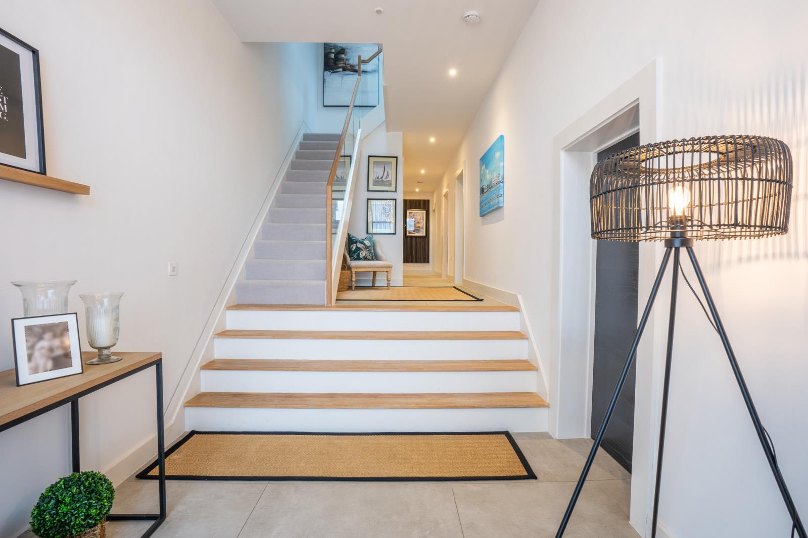 Property Image 77f42028-20de-40fb-9762-bdb36d19f9ac
