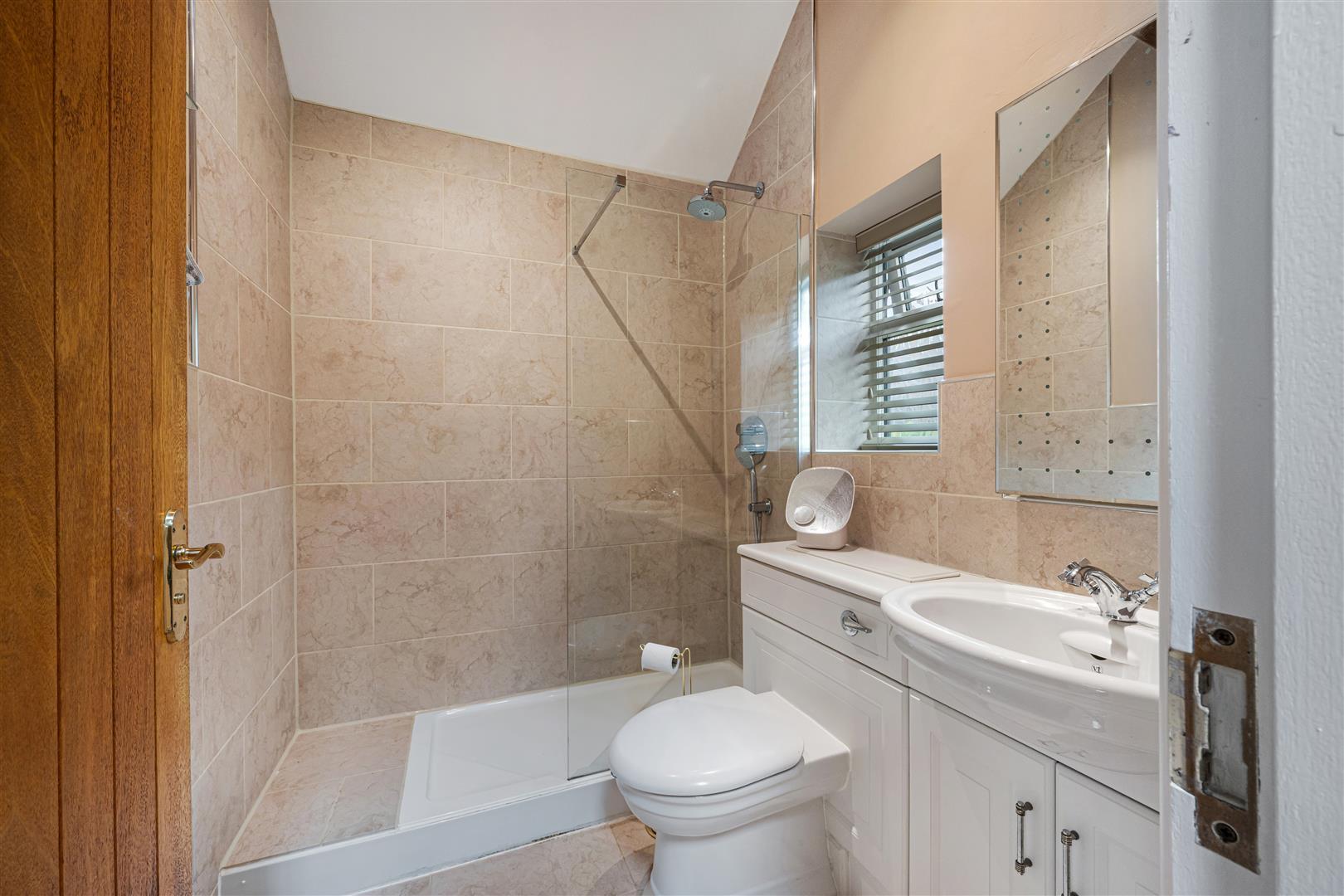 Property Image 77f429c8-0111-47e8-81f6-9a42a5b2ab04