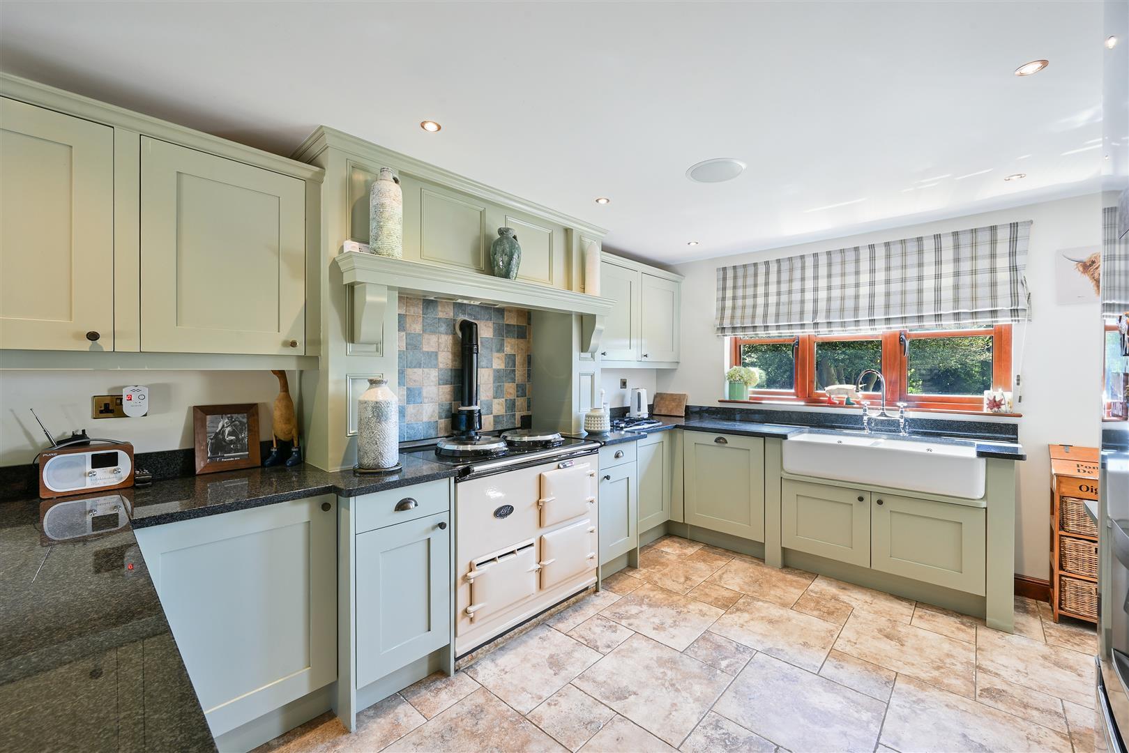 Property Image 77fa739b-f4d5-4c1c-9259-57b797693afd