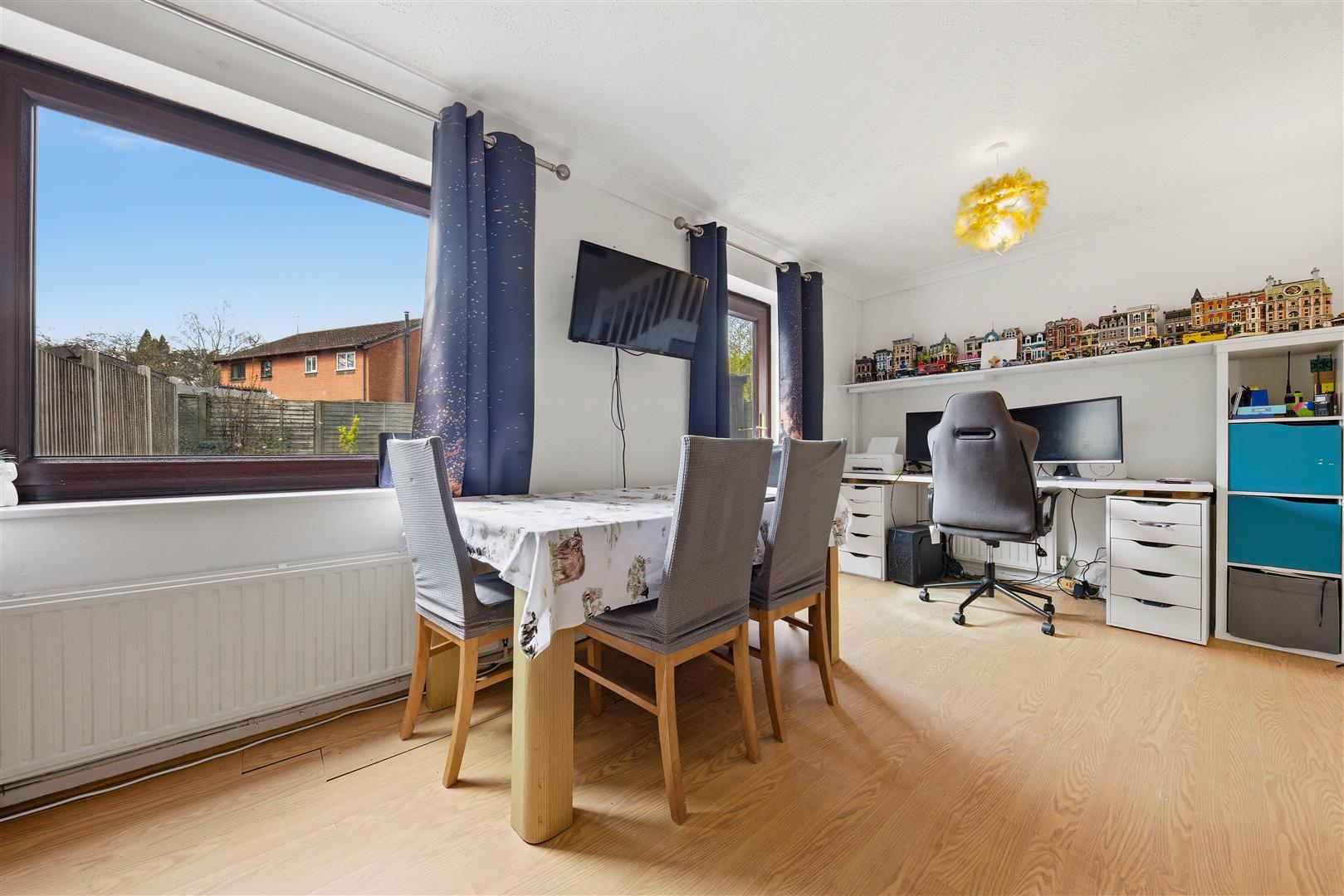 Property Image 77fbf1d3-09ad-4237-bba0-26a34b3d1916