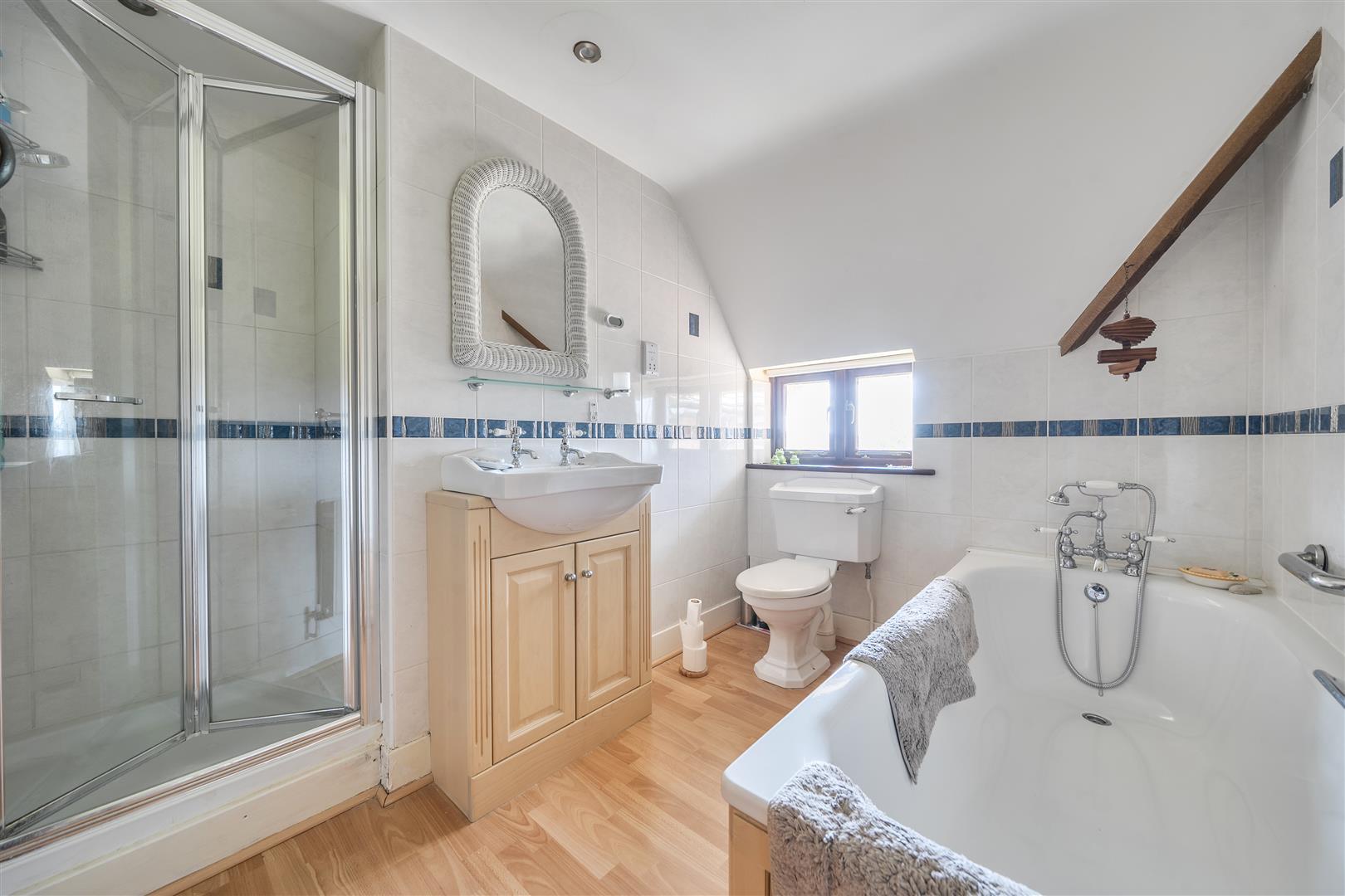 Property Image 77feee31-2d61-41d8-8701-911eb4ce8d16
