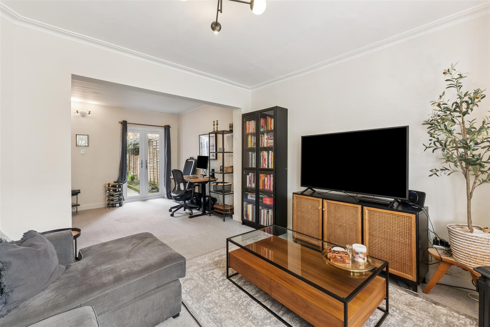 Property Image 781091bb-6383-4eda-9df3-94c111be4b65