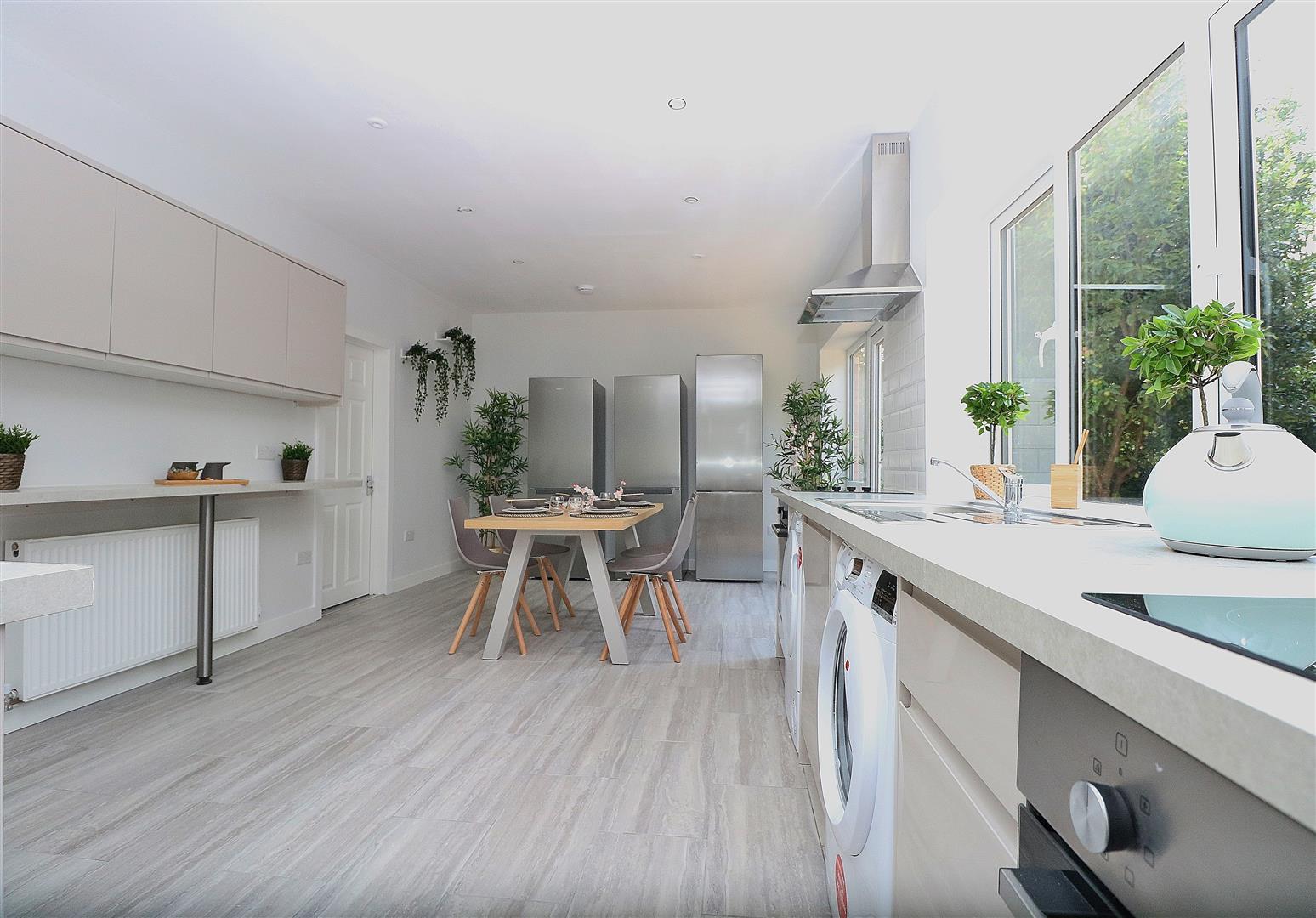 Property Image 78465fac-b3dc-49a9-b025-51575af501a7