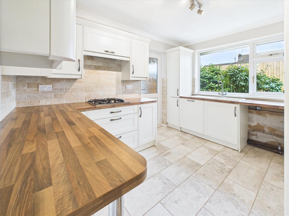 Property Image 785e4dae-fcbc-4b3b-8feb-82244325e9fa