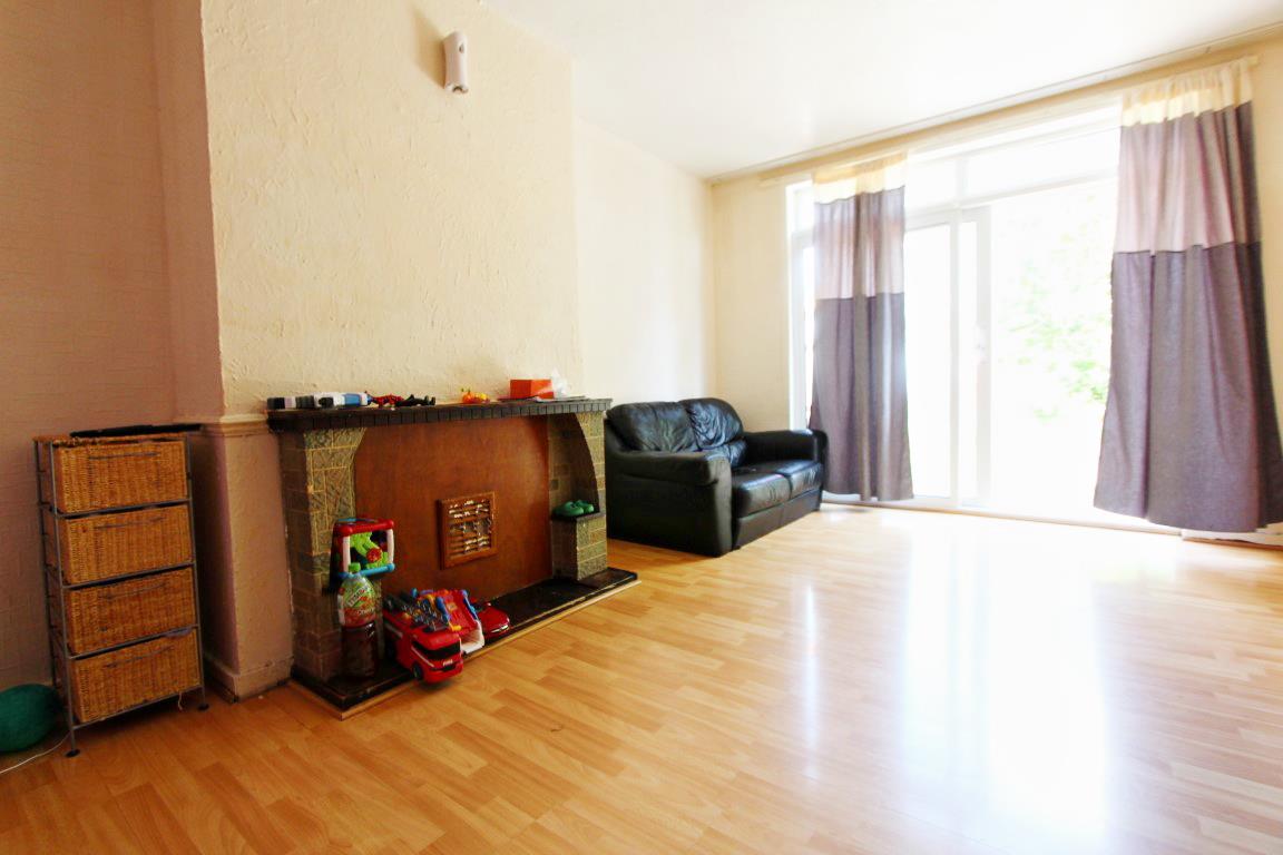 Property Image 78656963-6b57-4fdd-bcc4-ad430afdf08a