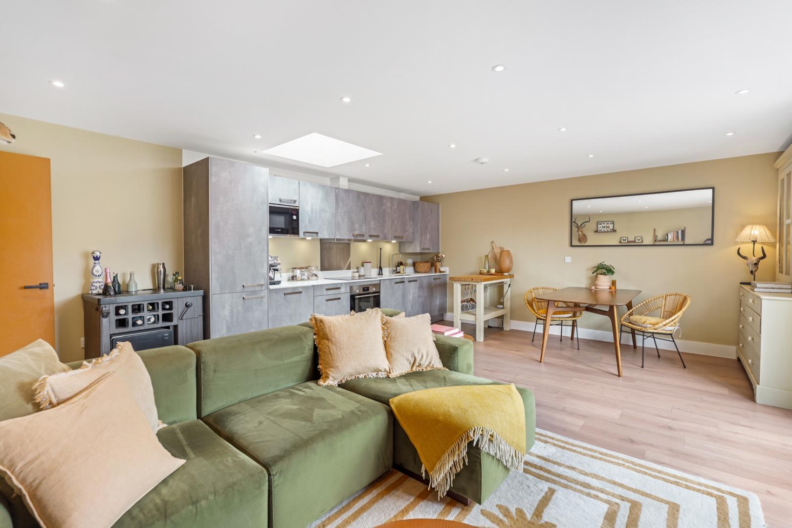 Property Image 78662f18-3adc-4978-87c3-7d88a4924e2e