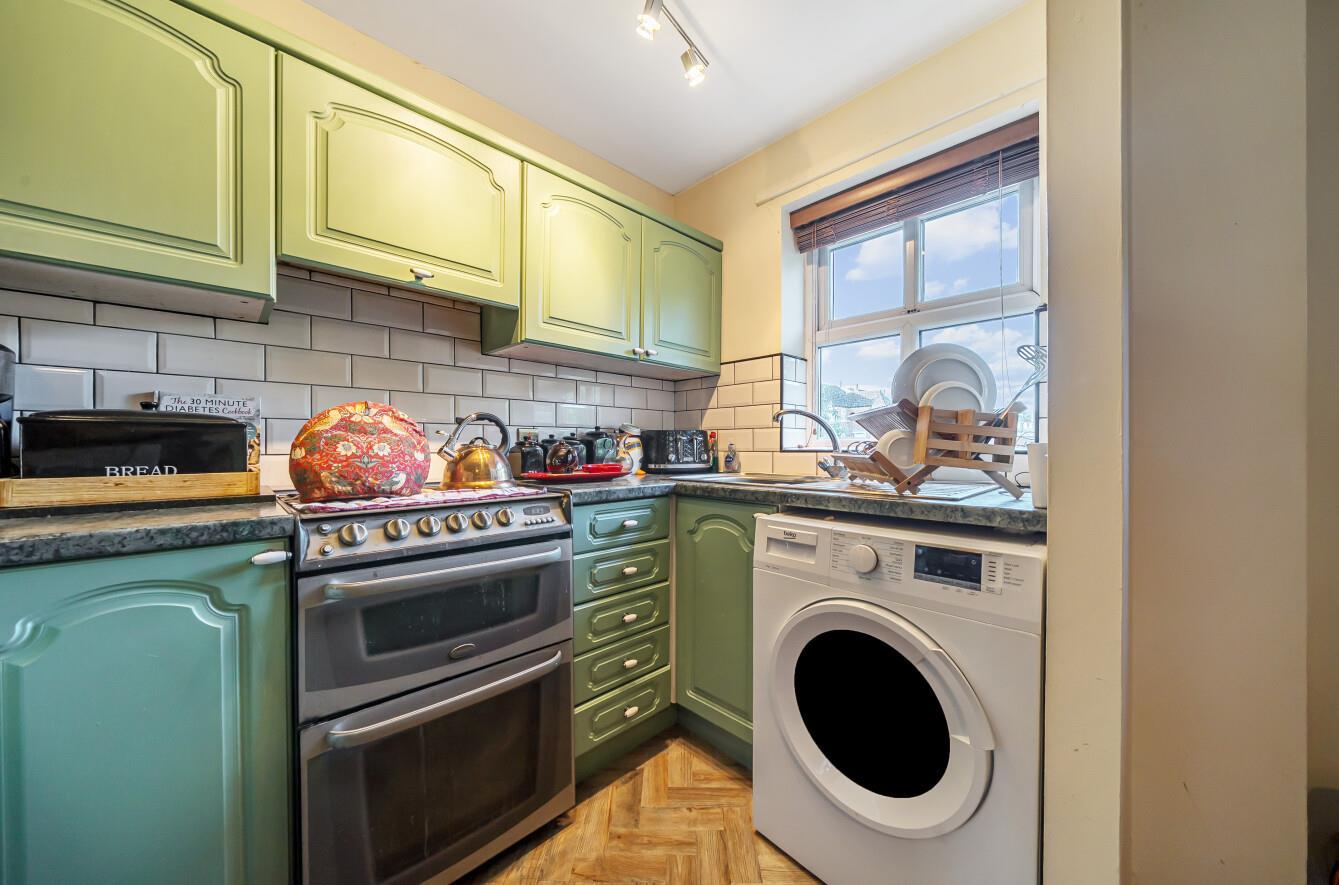 Property Image 786a0064-54cd-4585-bfa7-f5ddf314d44a