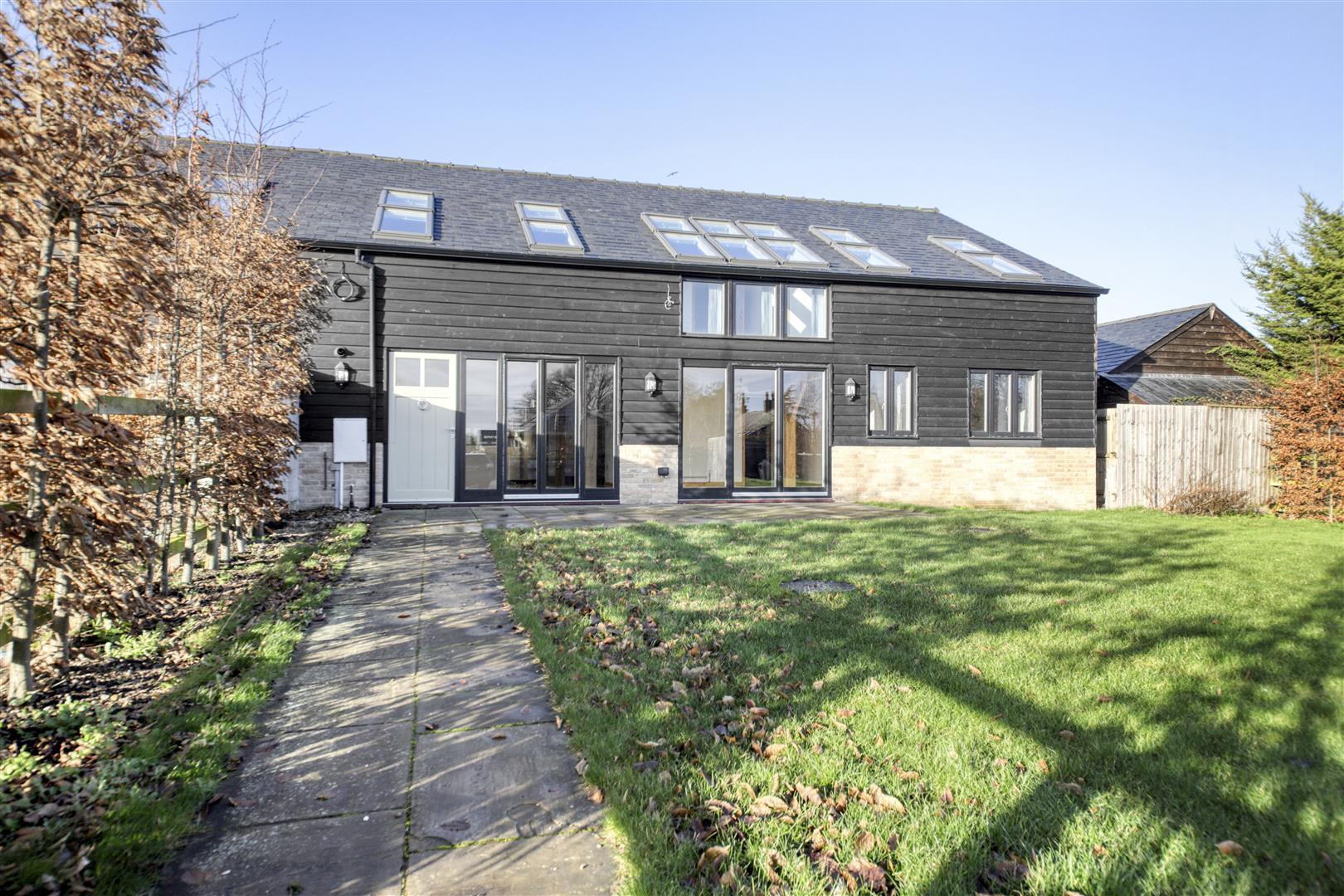 Property Image 786c6674-fee7-4f51-aa4e-a59099f8a4c7