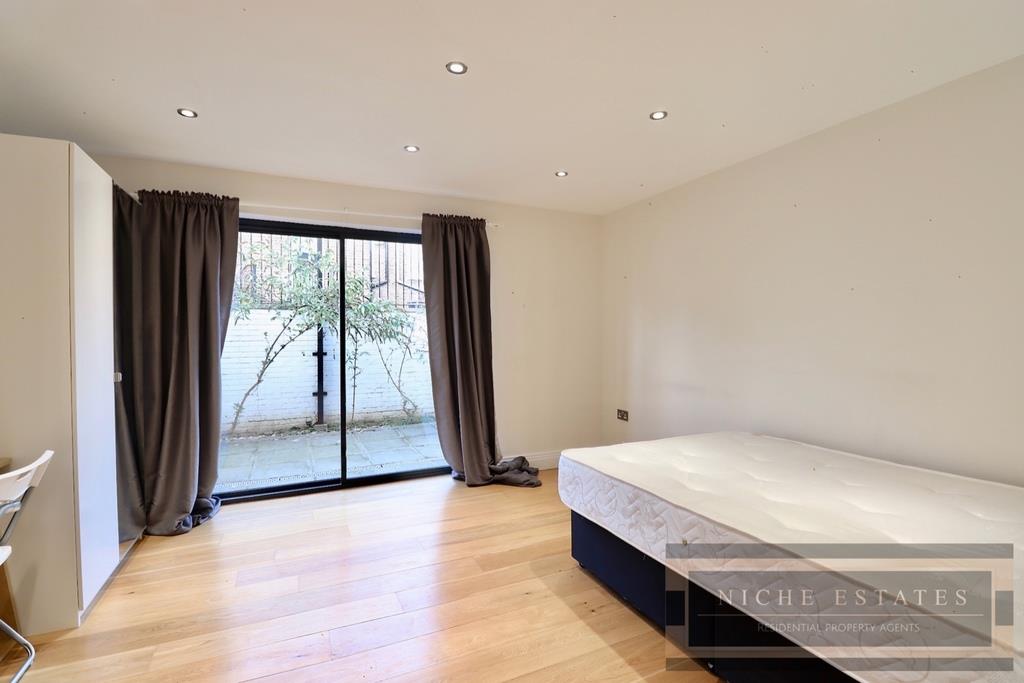 Property Image 787e17a7-4cf0-41eb-9e89-ea38b62e4fbb