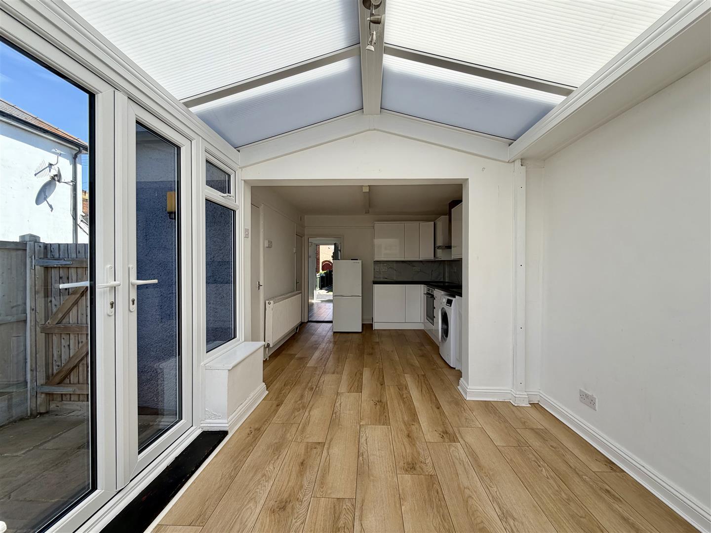 Property Image 7881539e-5a40-47b6-82e5-203af185cb3c