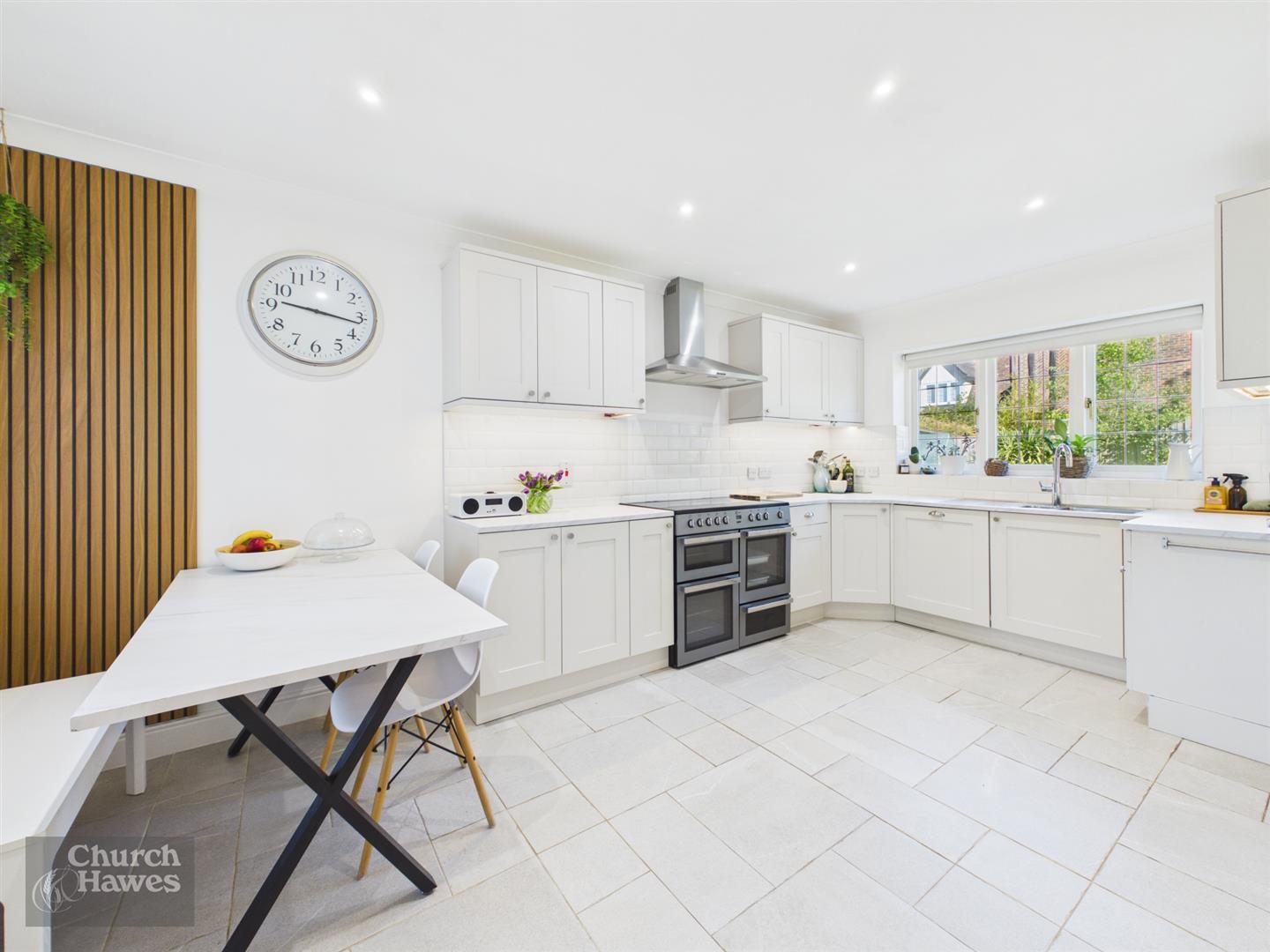 Property Image 788e9aa1-5cde-45d0-bcae-3a393886e5d1