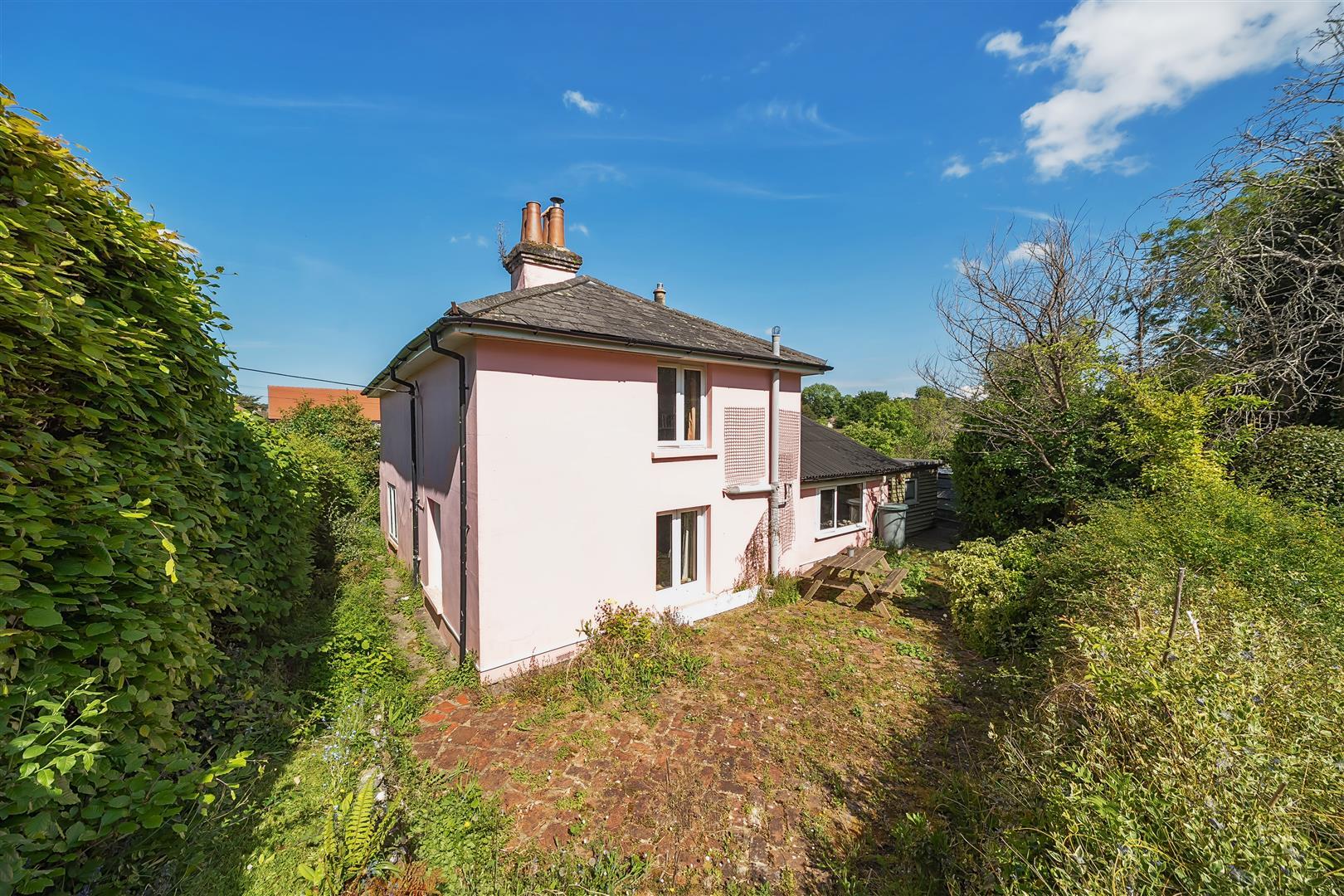 Property Image 789430a5-1c4b-4220-8dea-64f3976c5c40