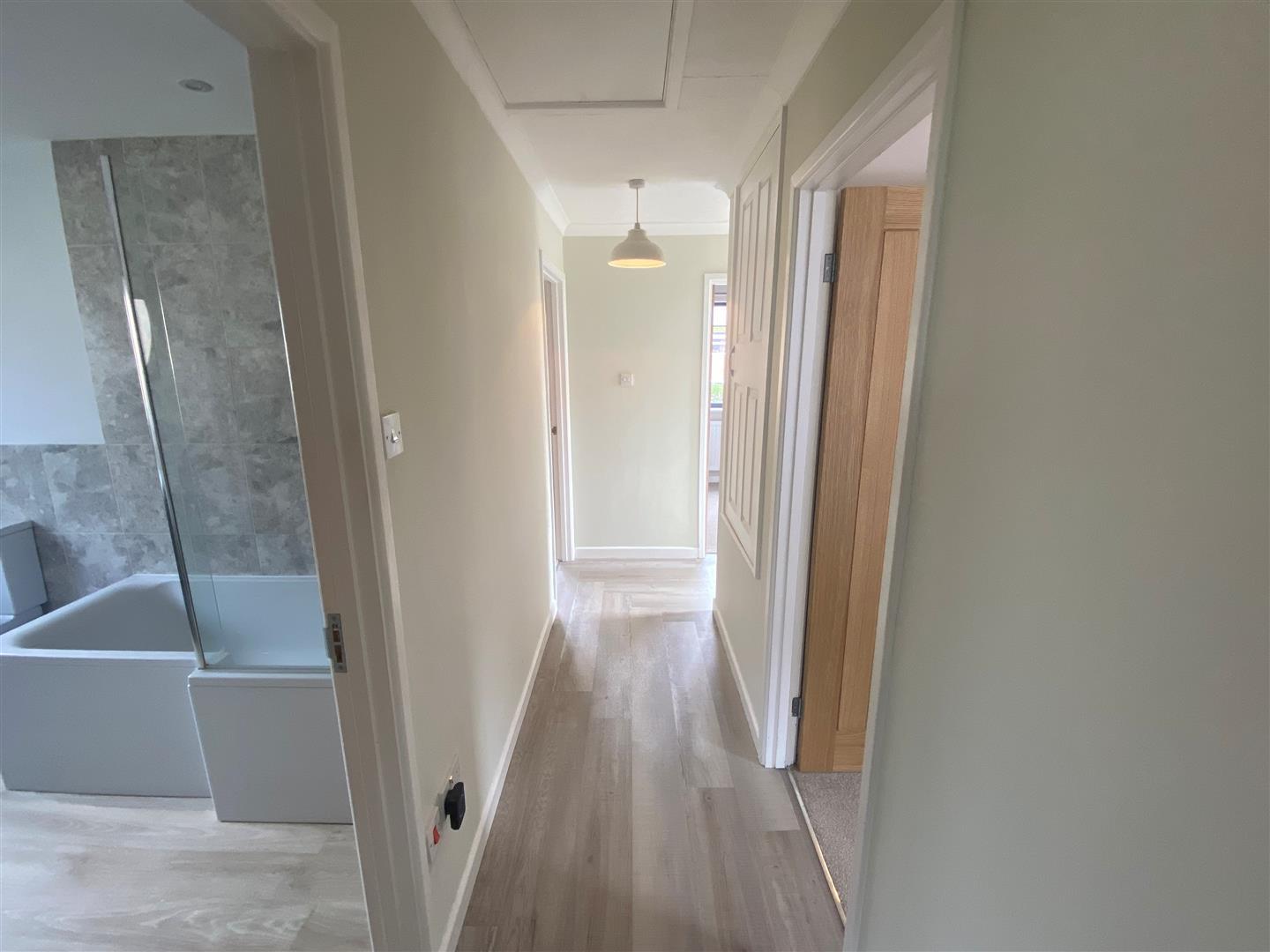 Property Image 7896d94f-b83b-434a-a6dd-cbf0569a7051
