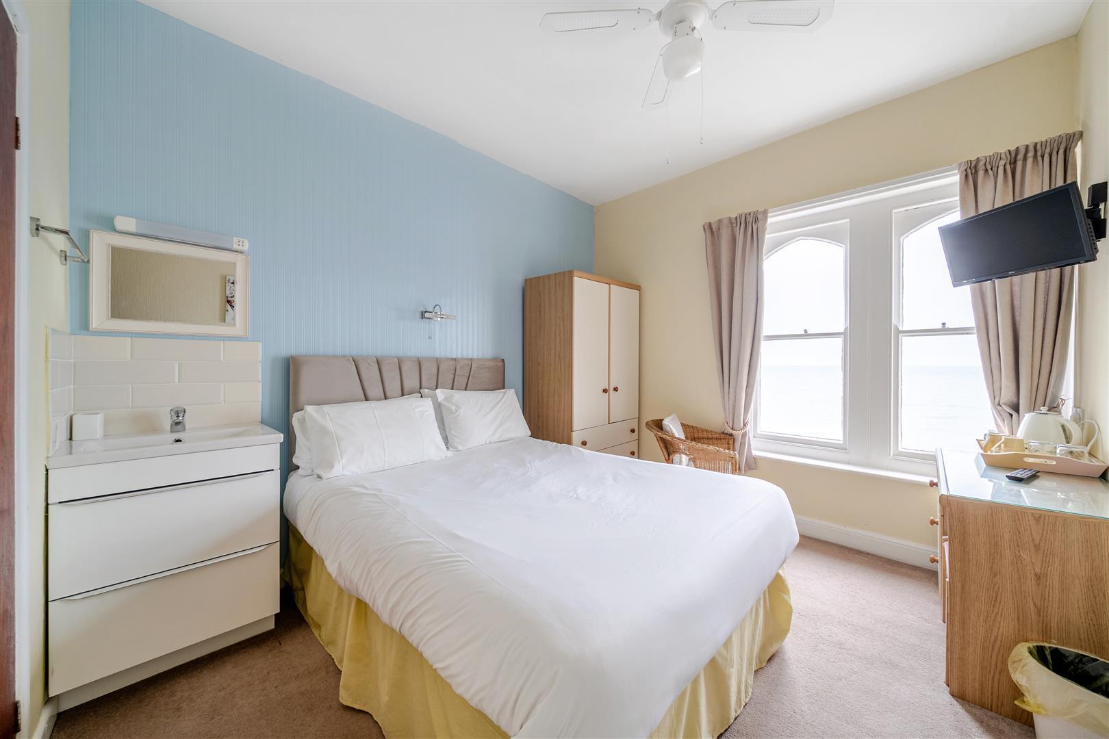 Property Image 78aeae76-9b44-4ef0-a7c2-abc33dcc90c1