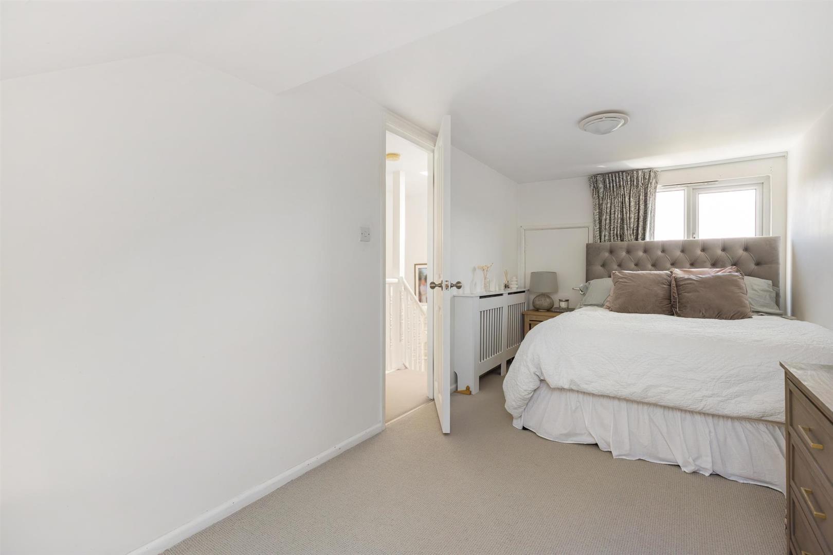 Property Image 78b3a545-21af-4ef9-9104-3267cf0ae20d
