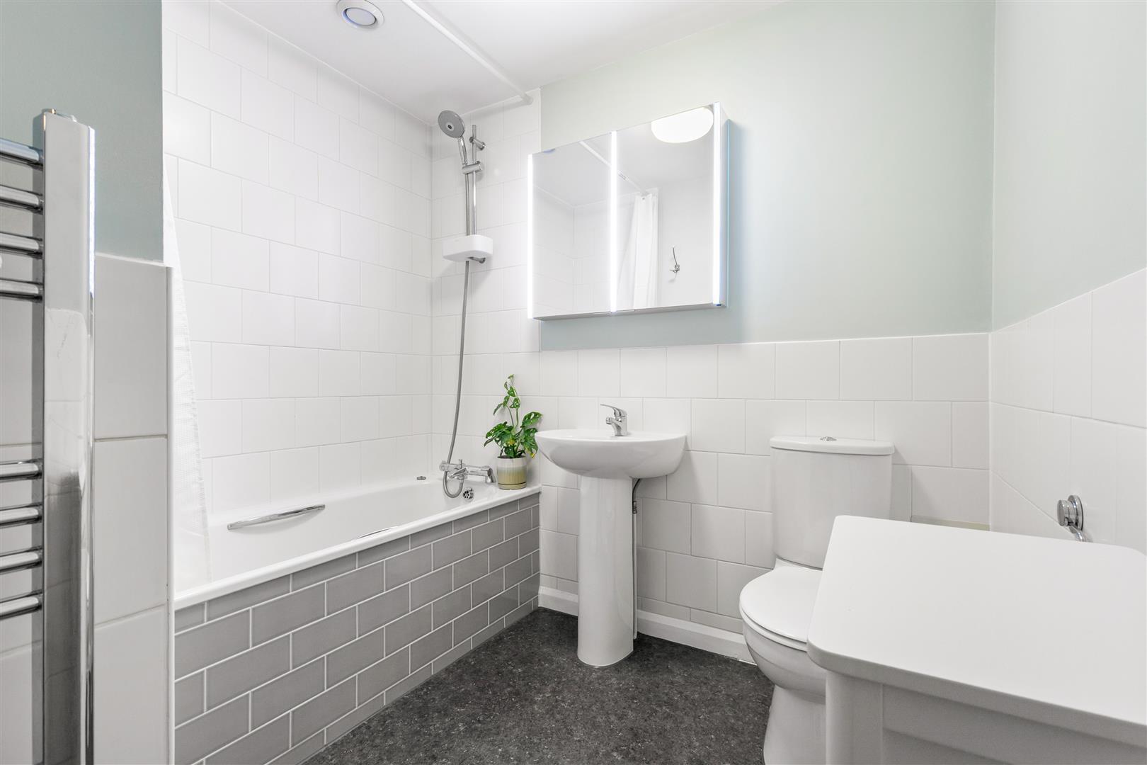 Property Image 78b54bcc-d670-45f9-a509-a66dbf7ffb7c