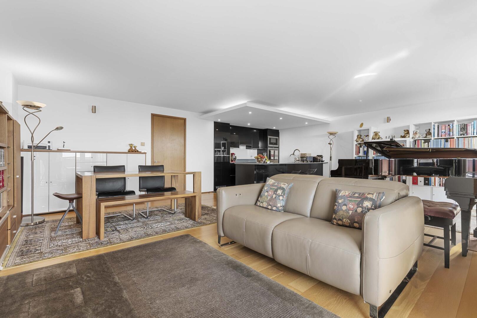 Property Image 78b69aa2-f00e-4b68-bcd6-f858cd3b66b3