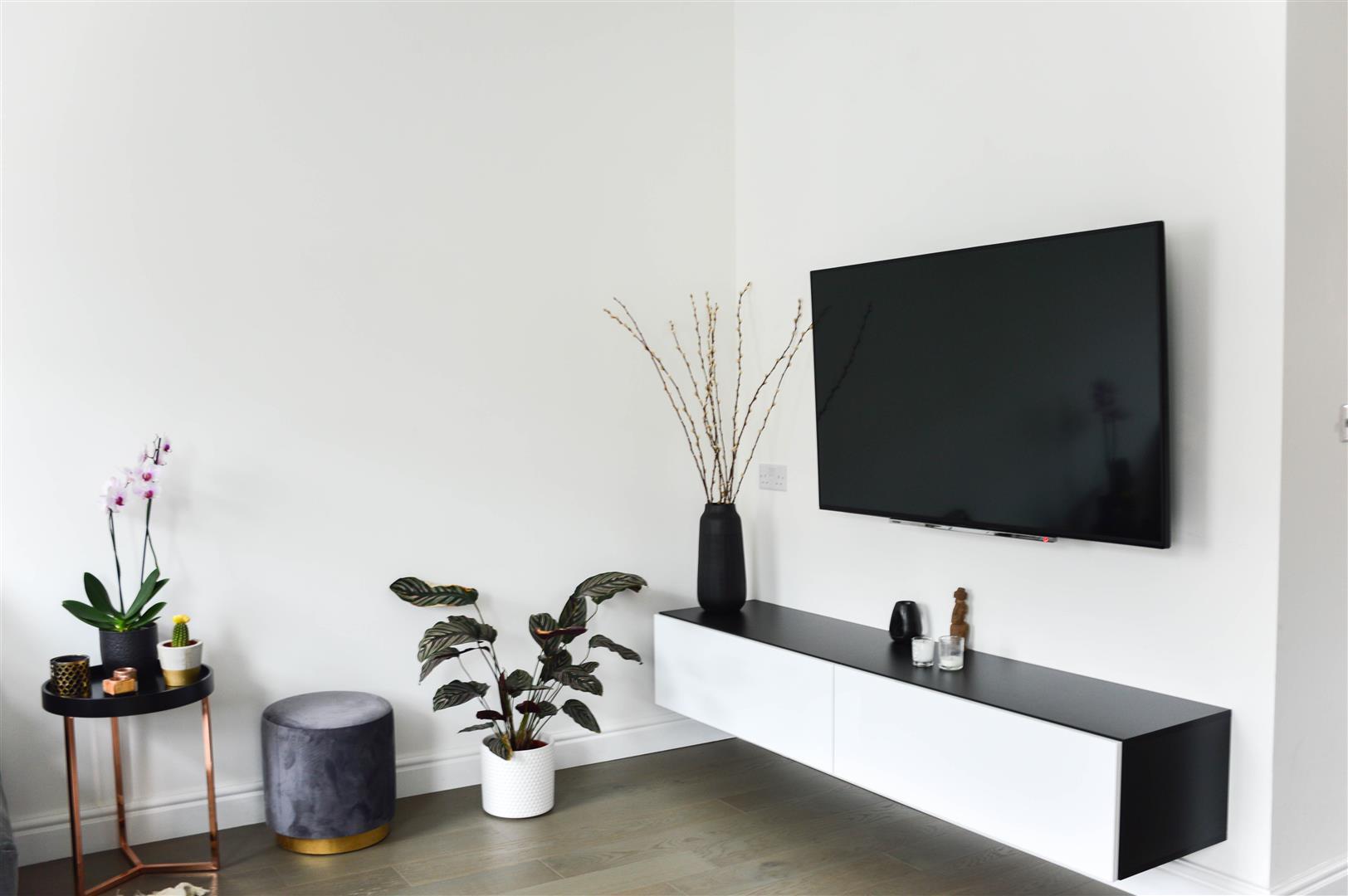 Property Image 78cb69ad-c74e-4130-87e9-c84432015932