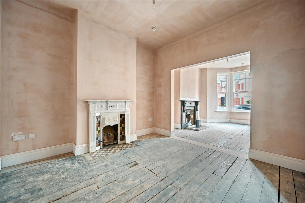 Property Image 78d369bc-238d-4432-a54f-1e850f192295