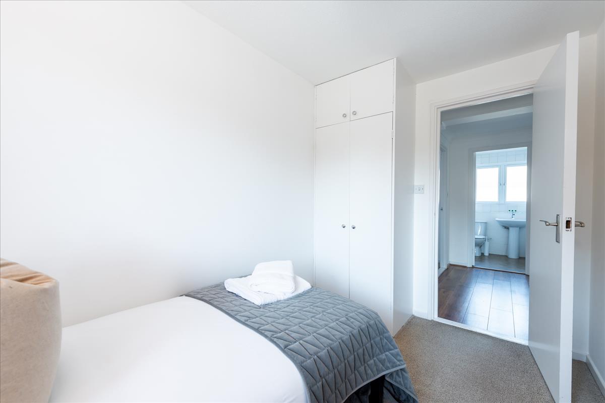 Property Image 78e4162c-c73e-4083-a308-e9c727763833