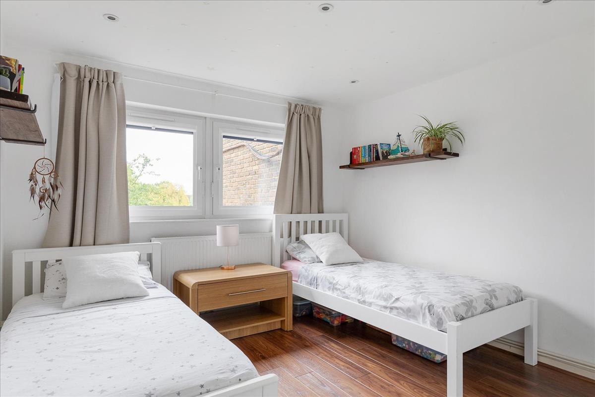 Property Image 78f41805-6b3e-4b7f-aa95-f994185f92cb
