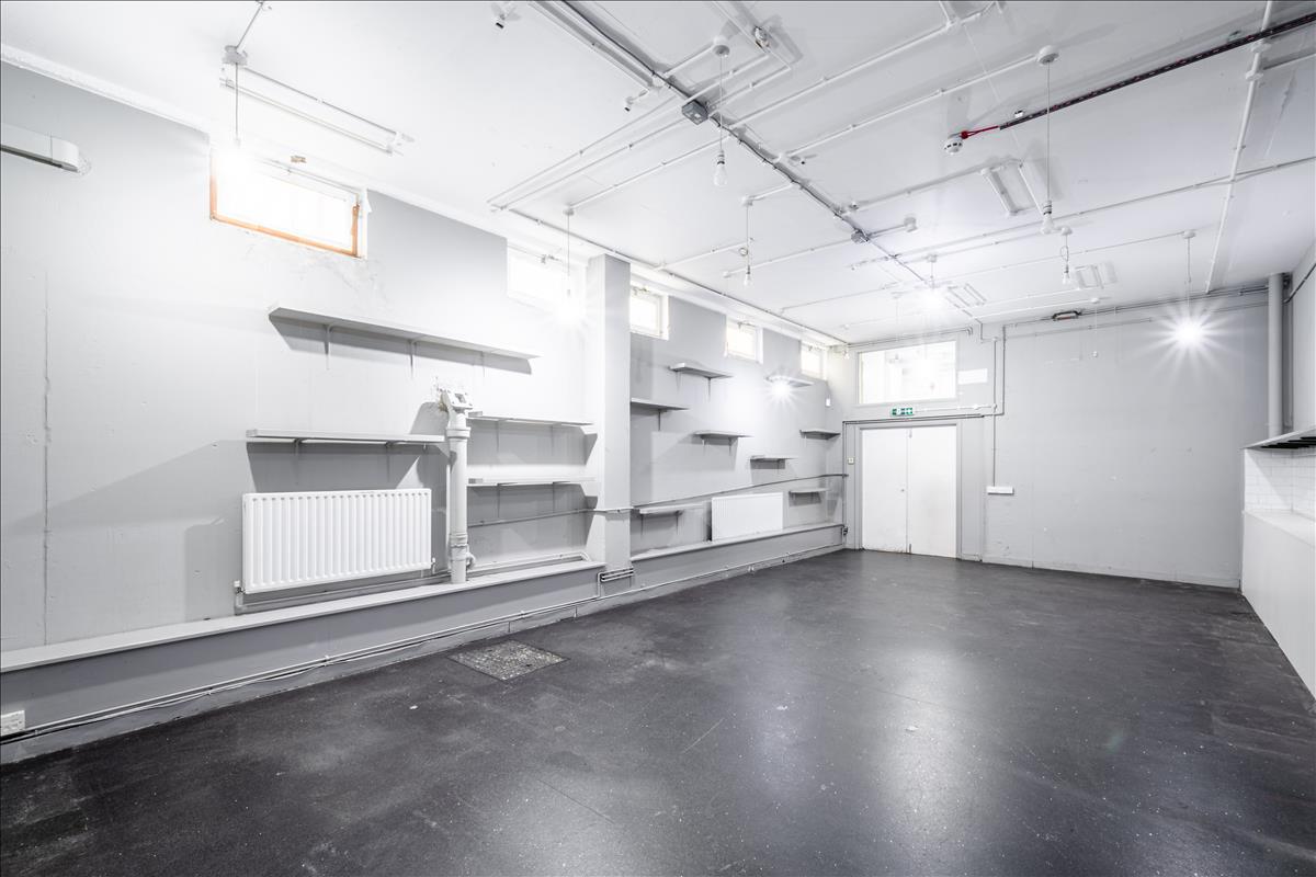 showroom for rent in City of London 