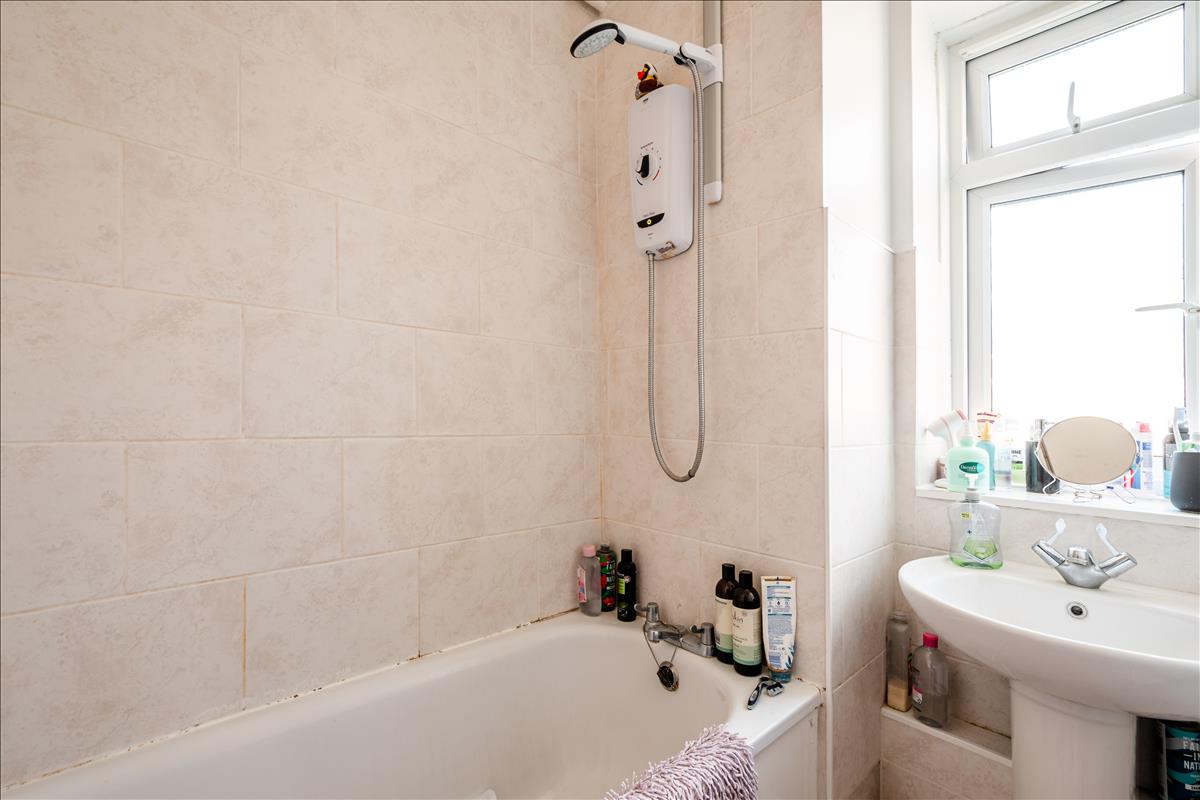 Property Image 78fbb48c-bc1b-4a16-a55c-48f74184fe06