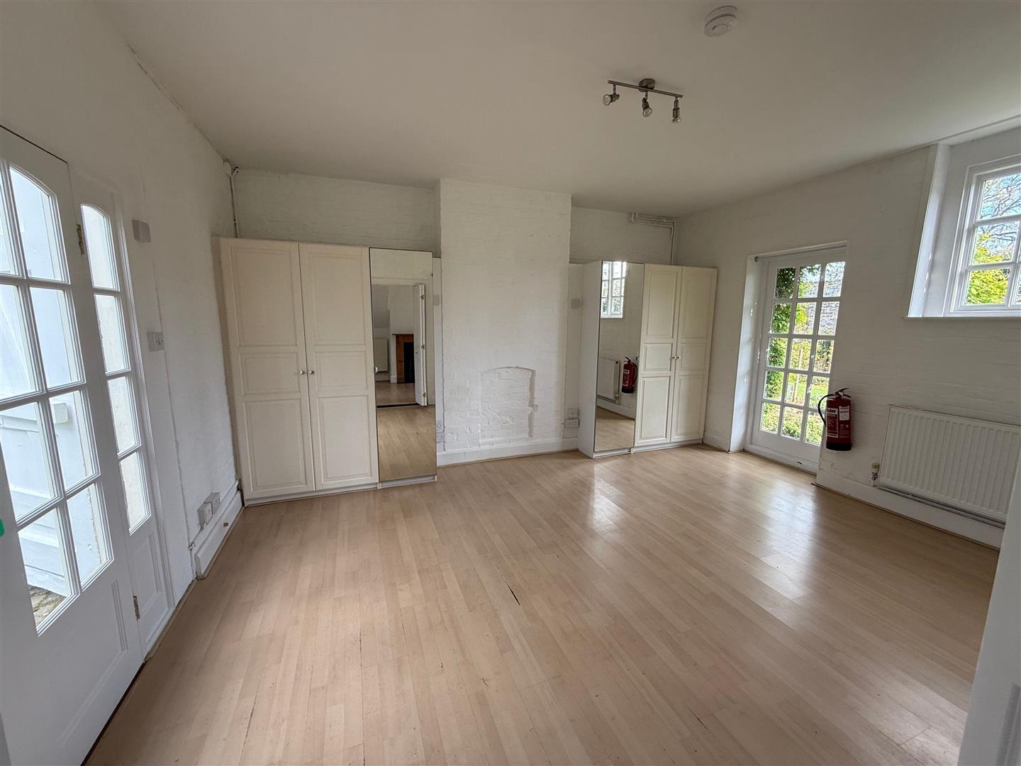 Property Image 78fd5b1f-1e65-4c52-9736-fea564967335