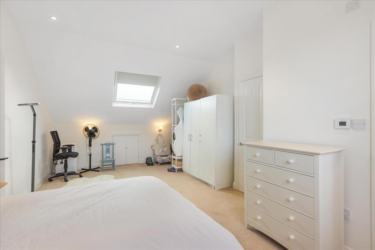 Property Image 790f51d6-8f7a-4e66-a894-ebc4a4568d68