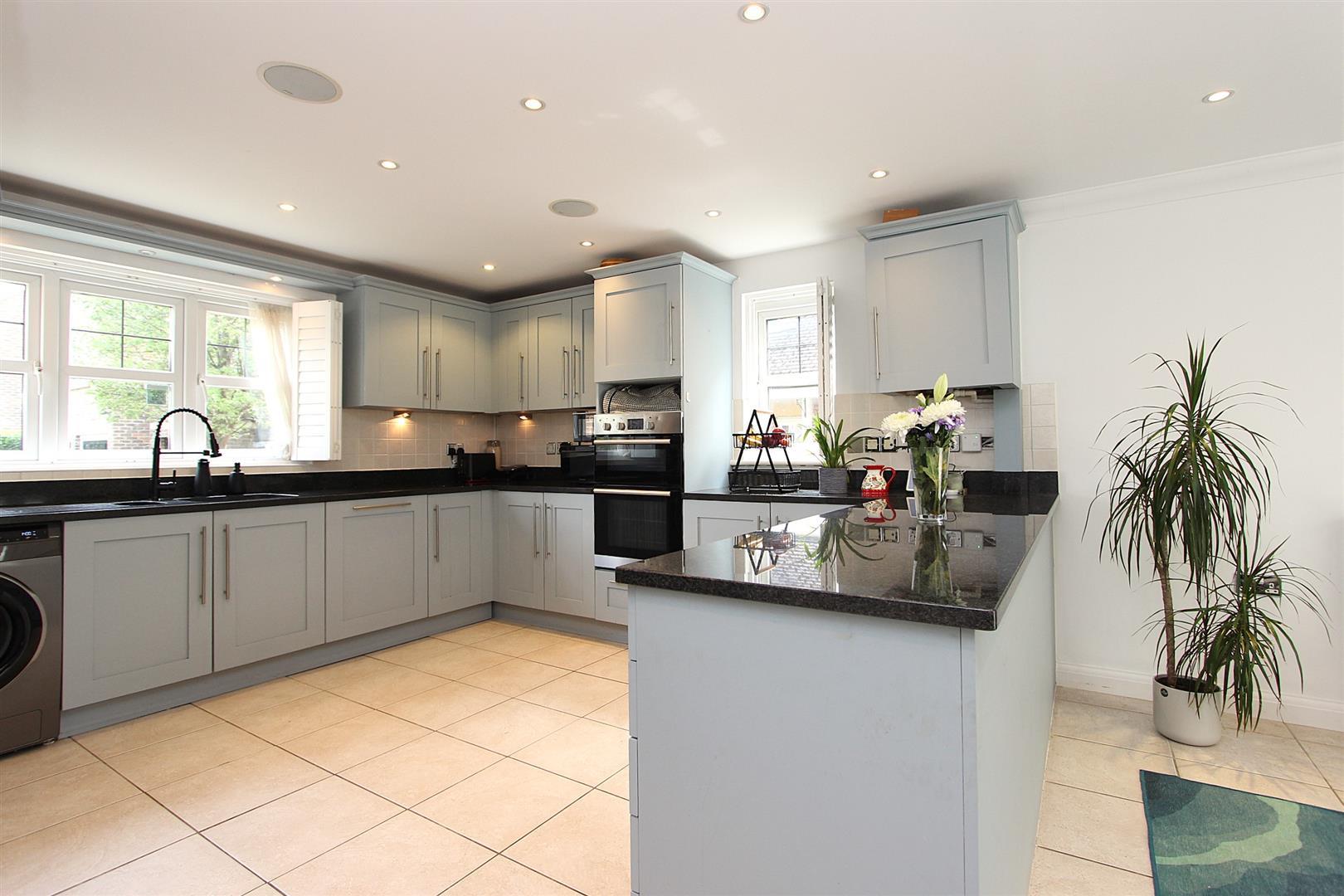 Property Image 7916732c-06ec-4fd7-94cf-63a4fe3519b7