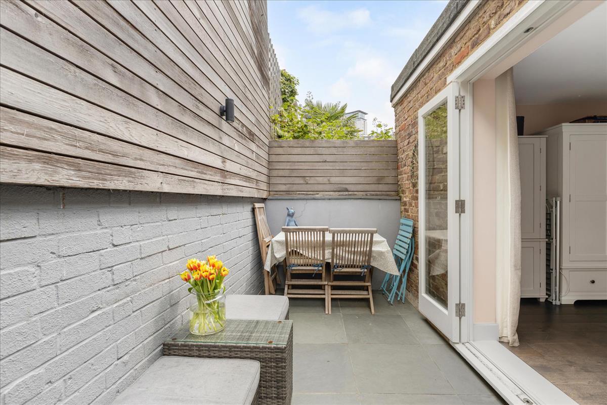 Property Image 7931bfe4-8360-4a66-90e0-842aec64f43a