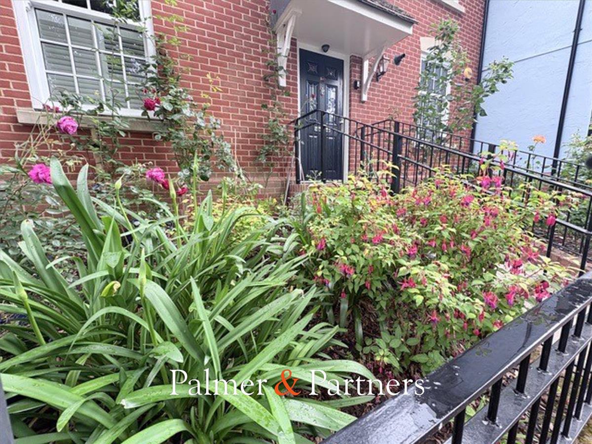 Property Image 7933843f-7d96-440d-a194-320a5ac9f7fb