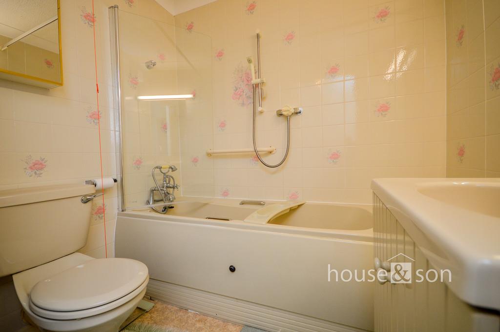 Property Image 79376a74-5b14-4751-b9c8-f392a584cf44