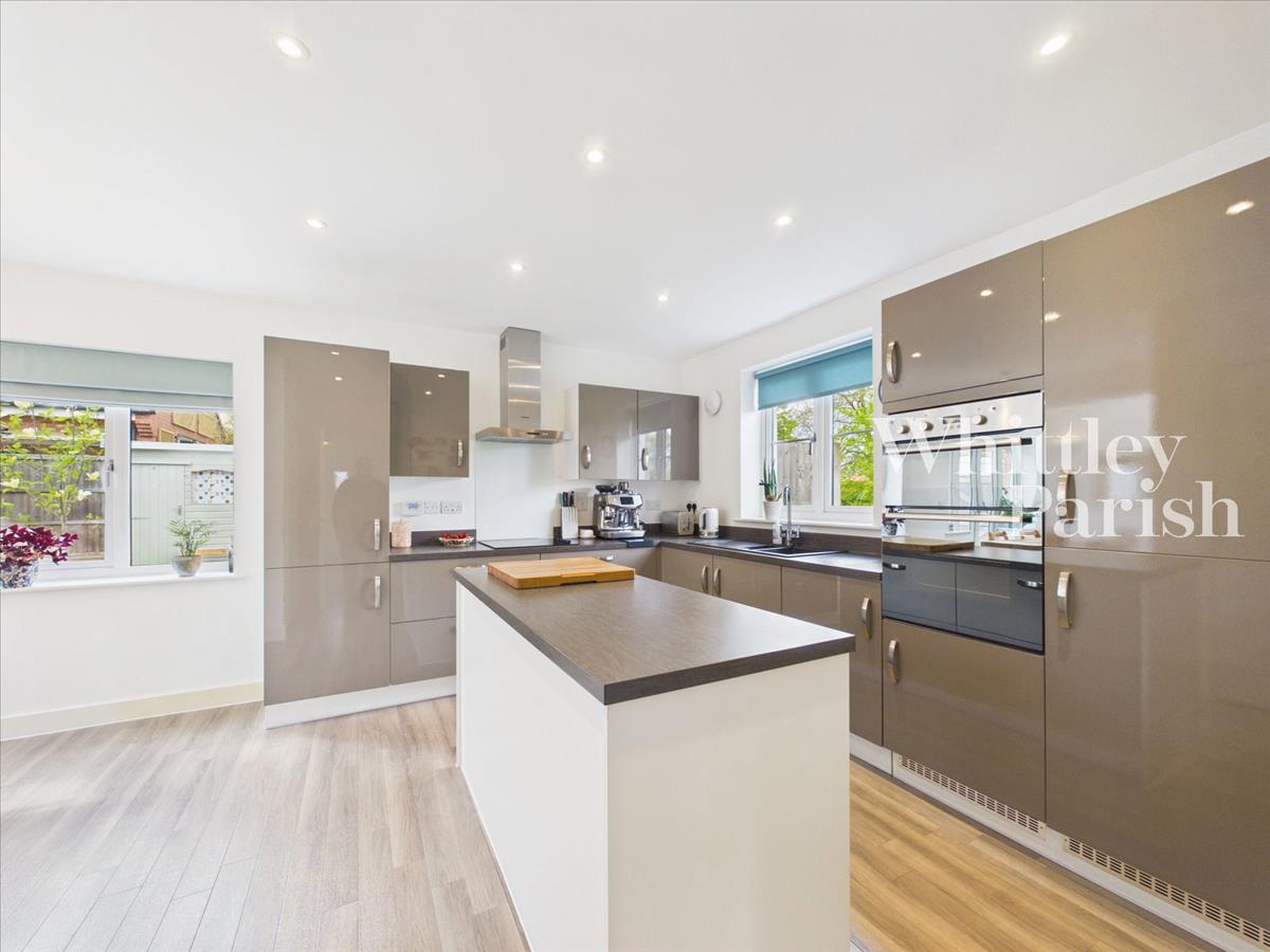 Property Image 79462a33-f384-4a2a-8731-25e7f0baf16e
