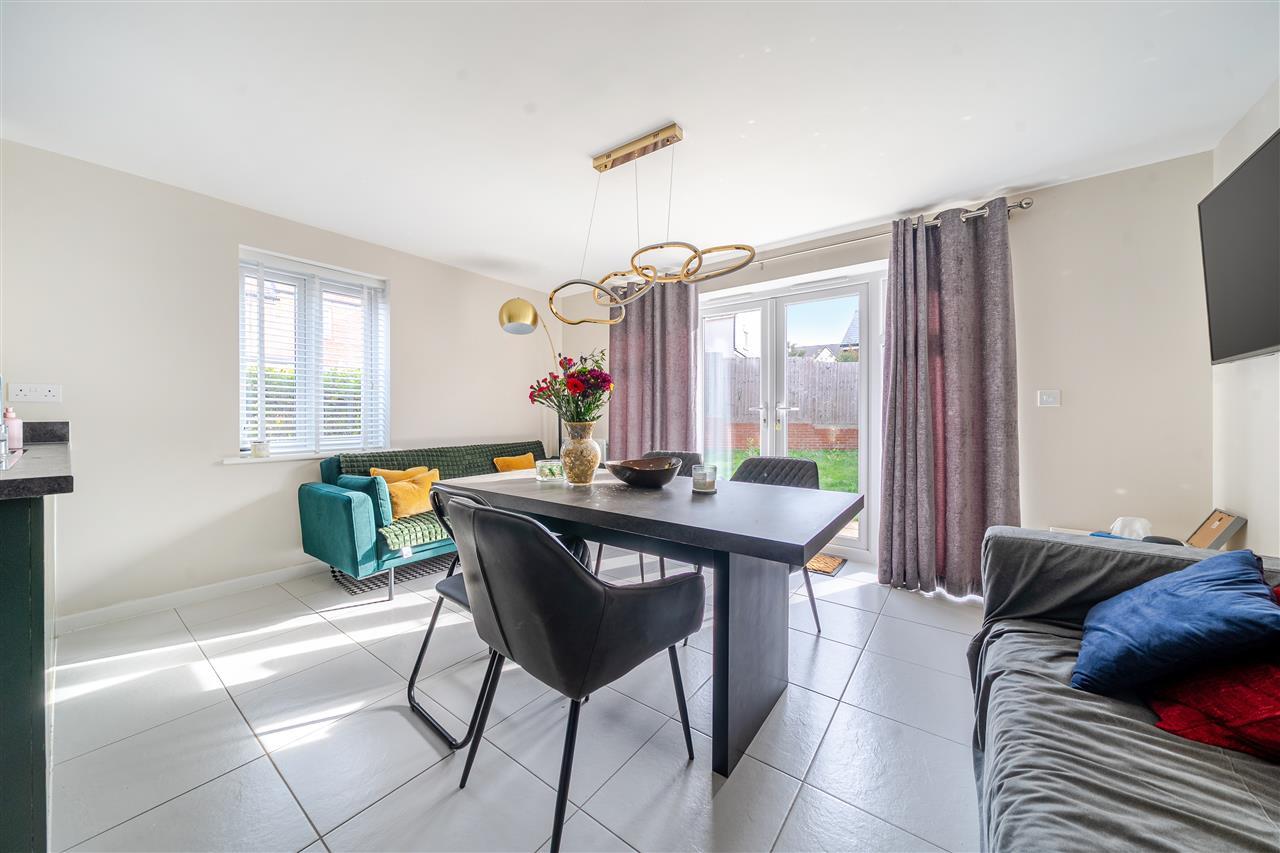 Property Image 795ef2a7-6184-4e67-a772-ff94577a5e2f
