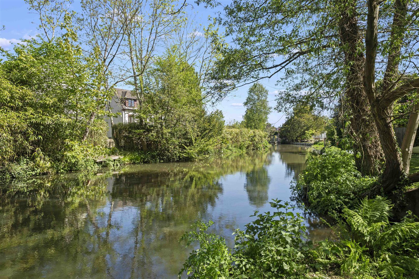 Property Image 7961f6ee-c70f-4eb9-bee4-6f6011321e02