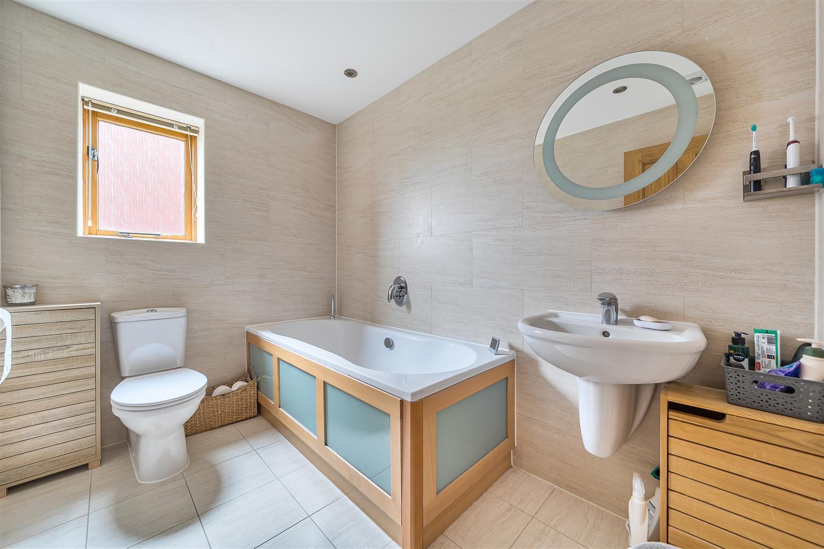 Property Image 7963f3d3-fd71-4ff4-8ac3-d2287e564e4e