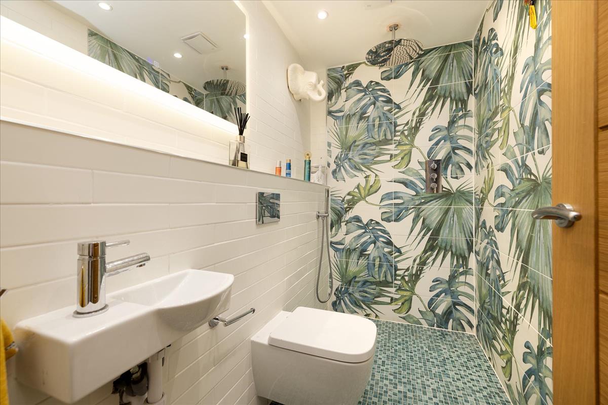 Property Image 796c2686-11a9-40ad-834f-baaf881682e3