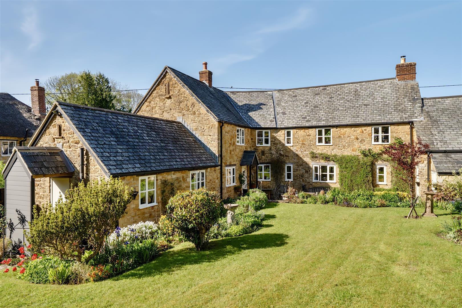 Property Image 7976d0e7-bd50-4c18-ad2c-35045d76dba1