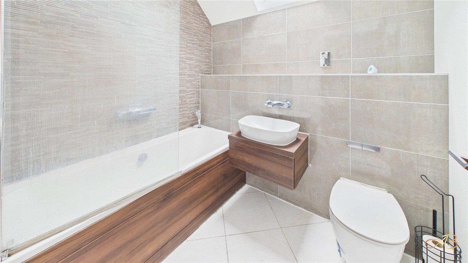 Property Image 797ffcda-b937-4fe5-a460-a4eca99e8cb9