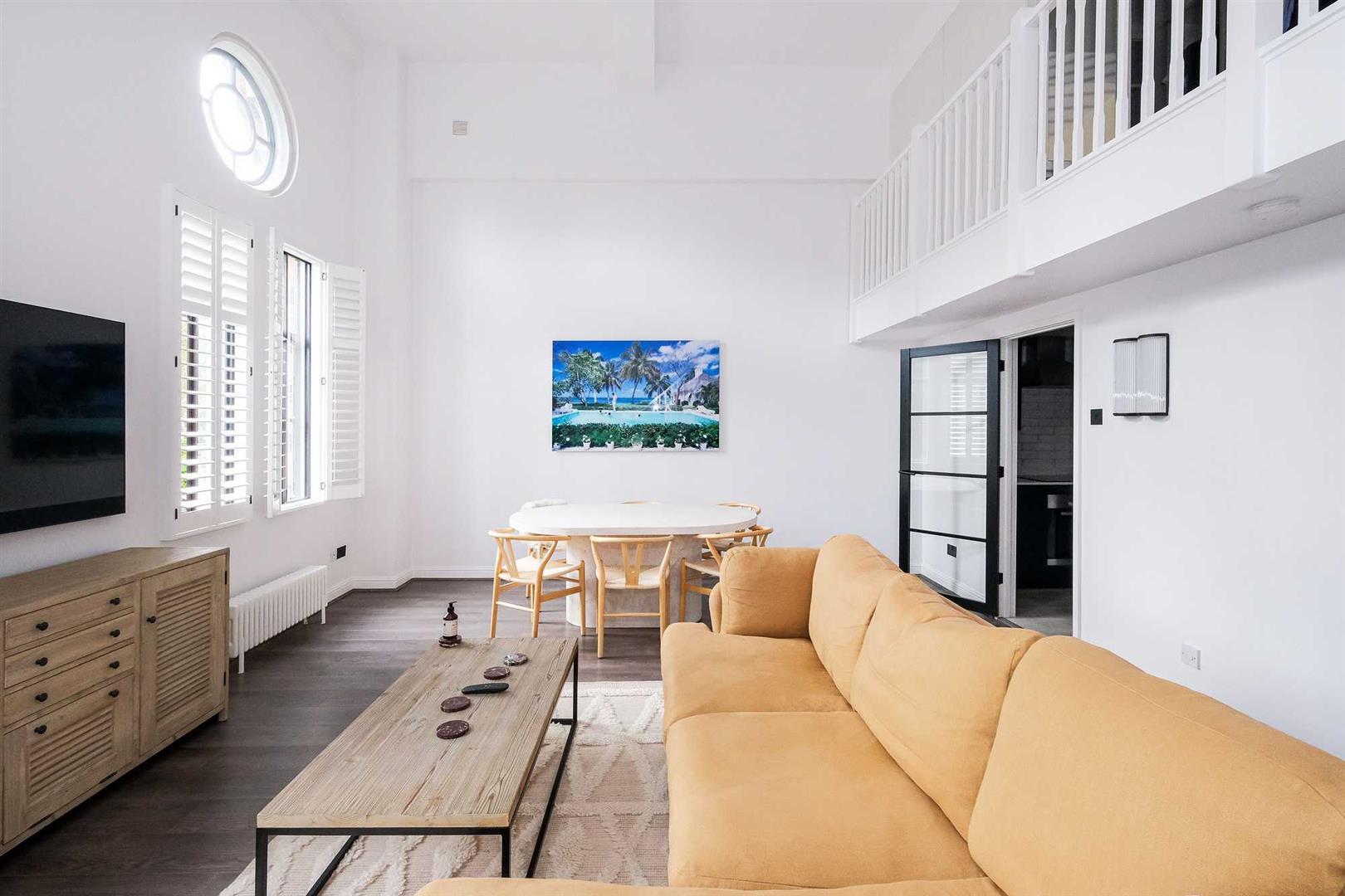Property Image 79803fa6-8ca8-47dd-aea8-819c08e8b4c0