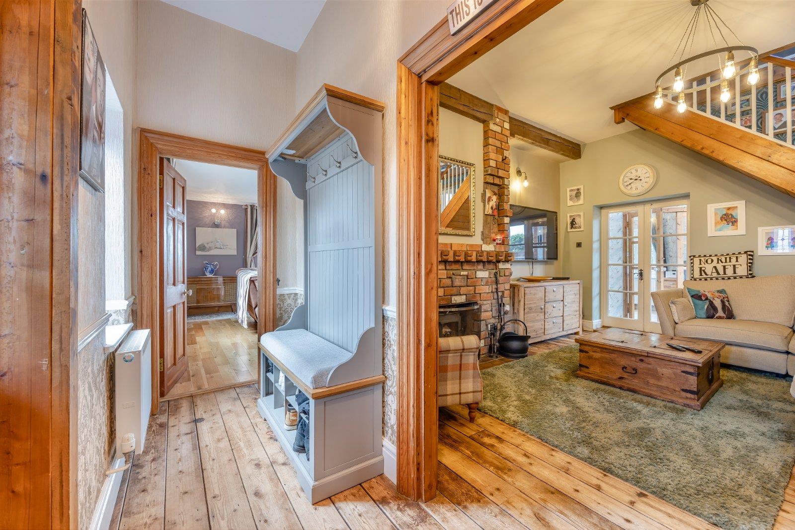Property Image 798a5b55-03f6-4b82-9b3e-b368c00c50e9