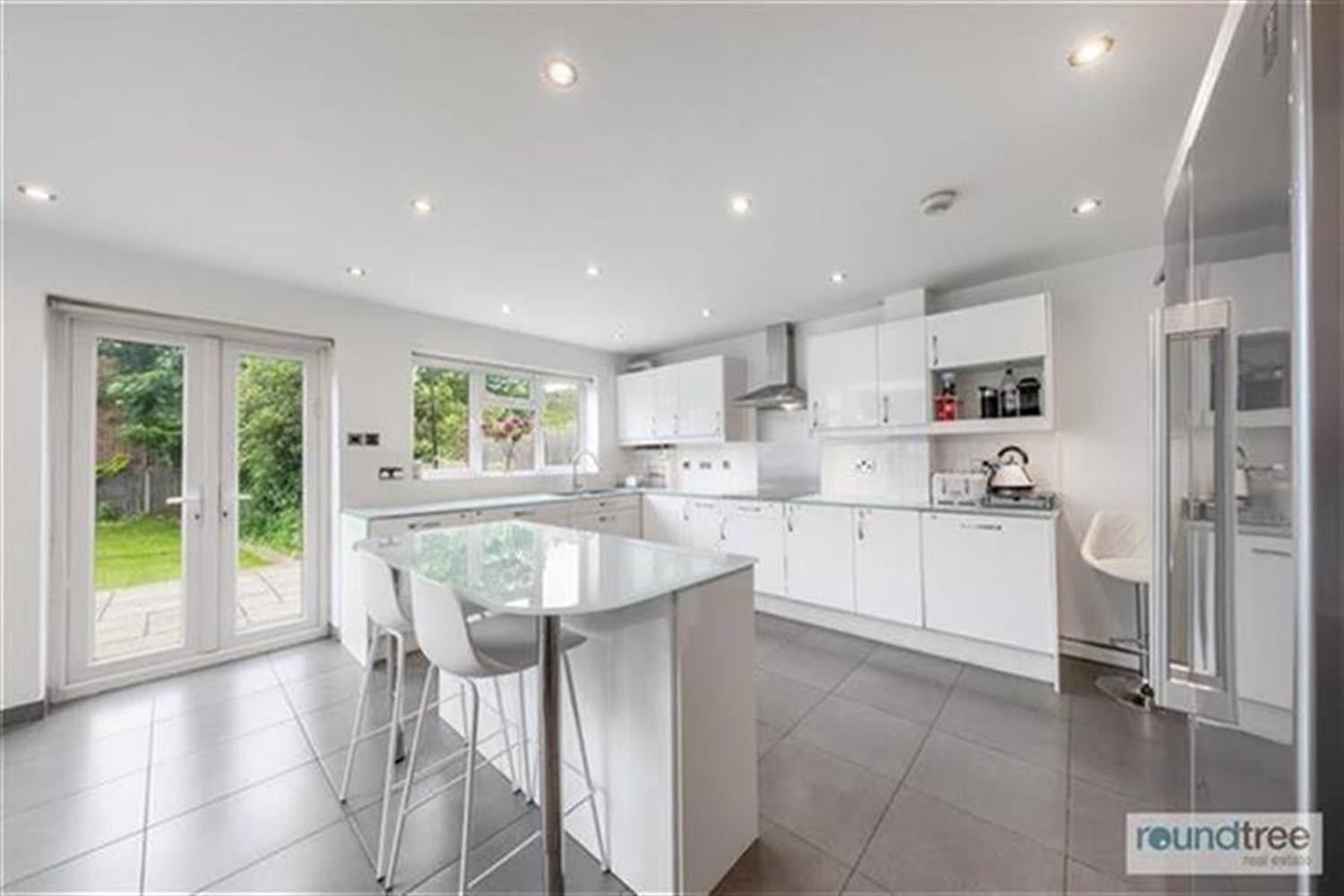 Property Image 7991a6f1-08c8-497f-bd76-2edb12cc5cac