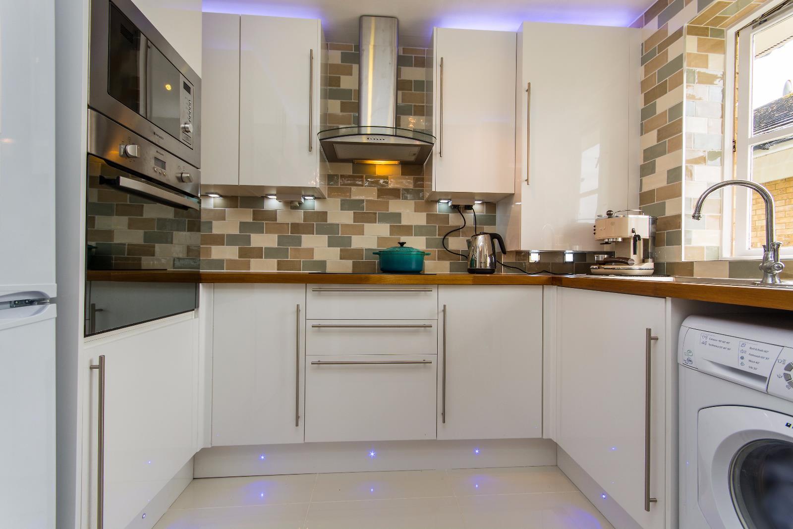 Property Image 79b53317-d53b-4b0d-82cf-fff097cd5b3d