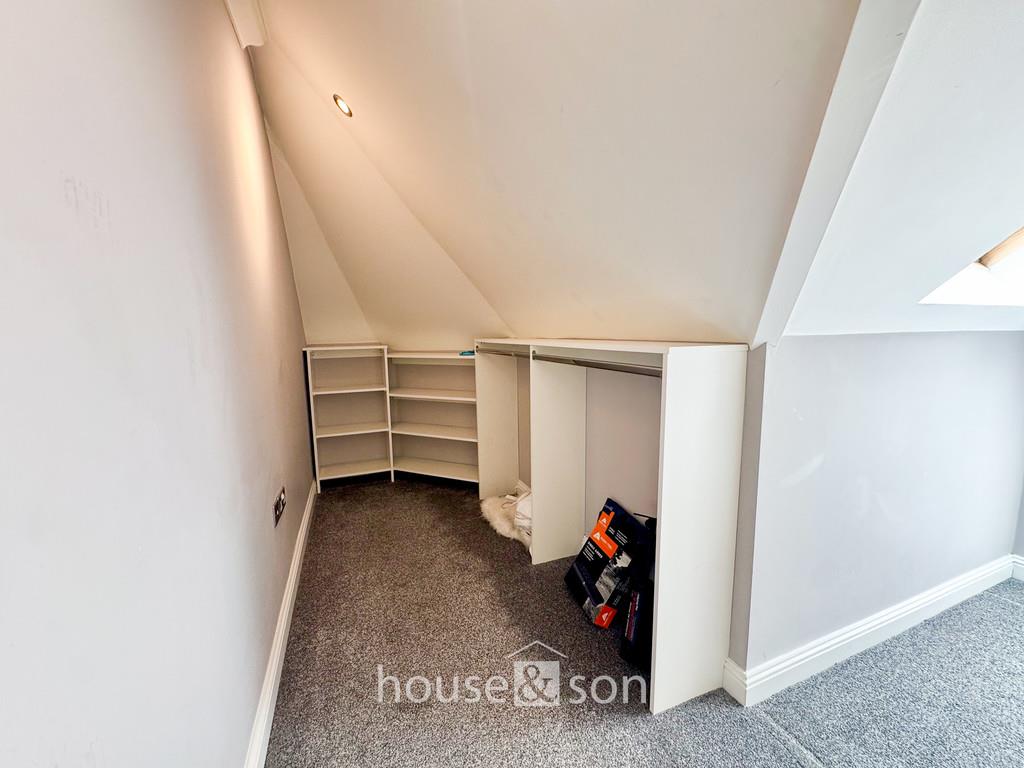 Property Image 79b89d95-6a9e-4419-98ff-be280e5e0d2d