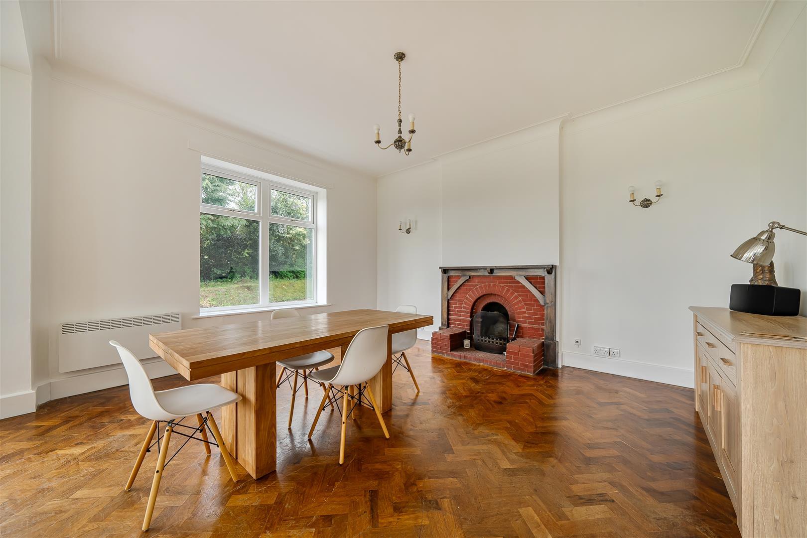 Property Image 79ba5f92-9fda-4c58-bac3-8329454d85ac