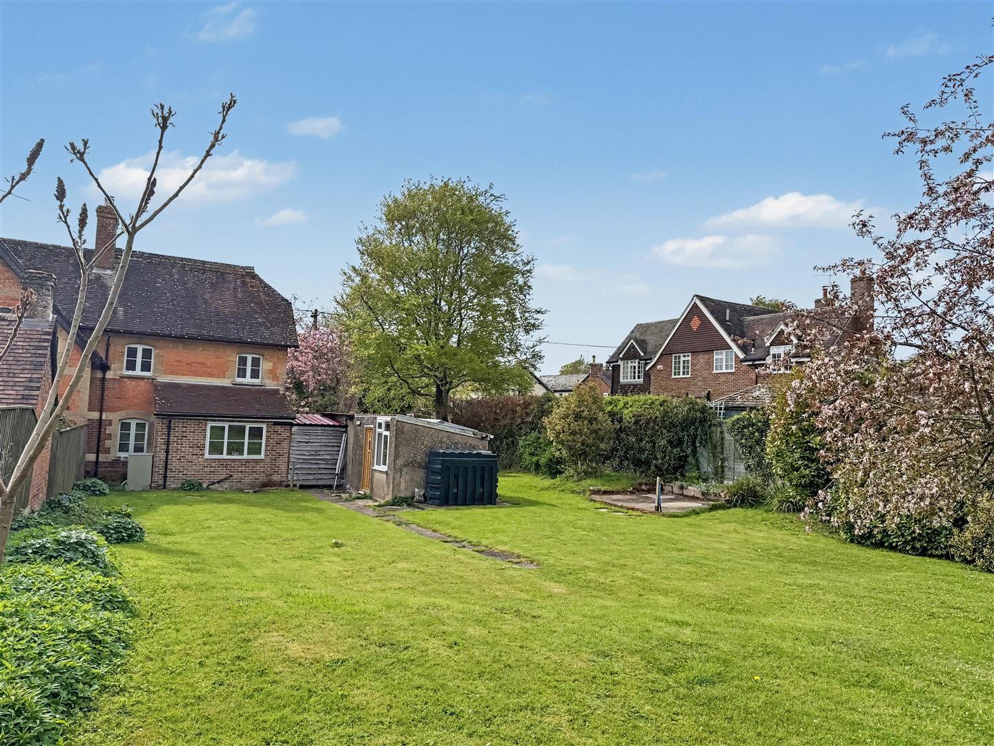 Property Image 79d03335-c63f-41ab-8692-f612a4e0a2b6