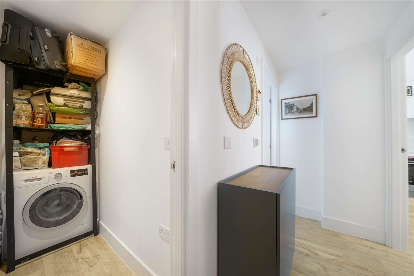 Property Image 79dc5a09-60d2-4915-8ec1-782af68364b9