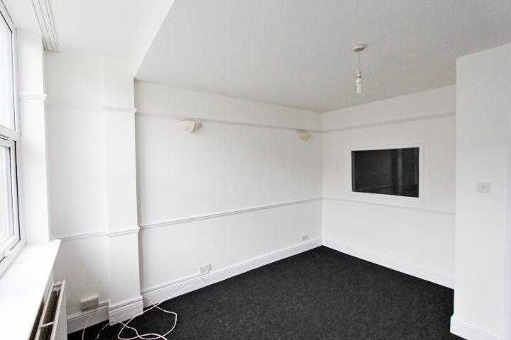 Property Image 79dd519d-3347-49ef-858e-e07de7aeea59